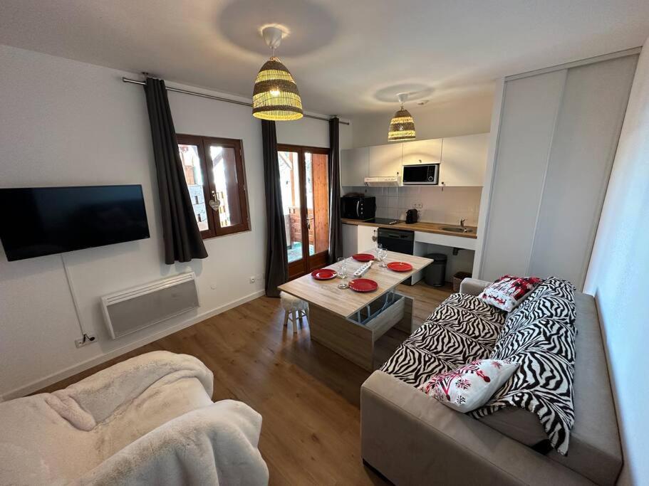 Superbe T2 Au Pied Des Pistes Apartment Guillaumes Bagian luar foto